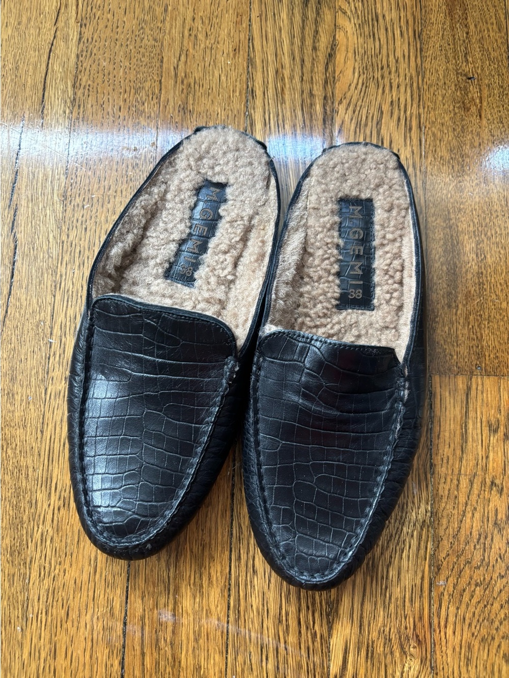 M. Gemi Black Felize Shearling Mule